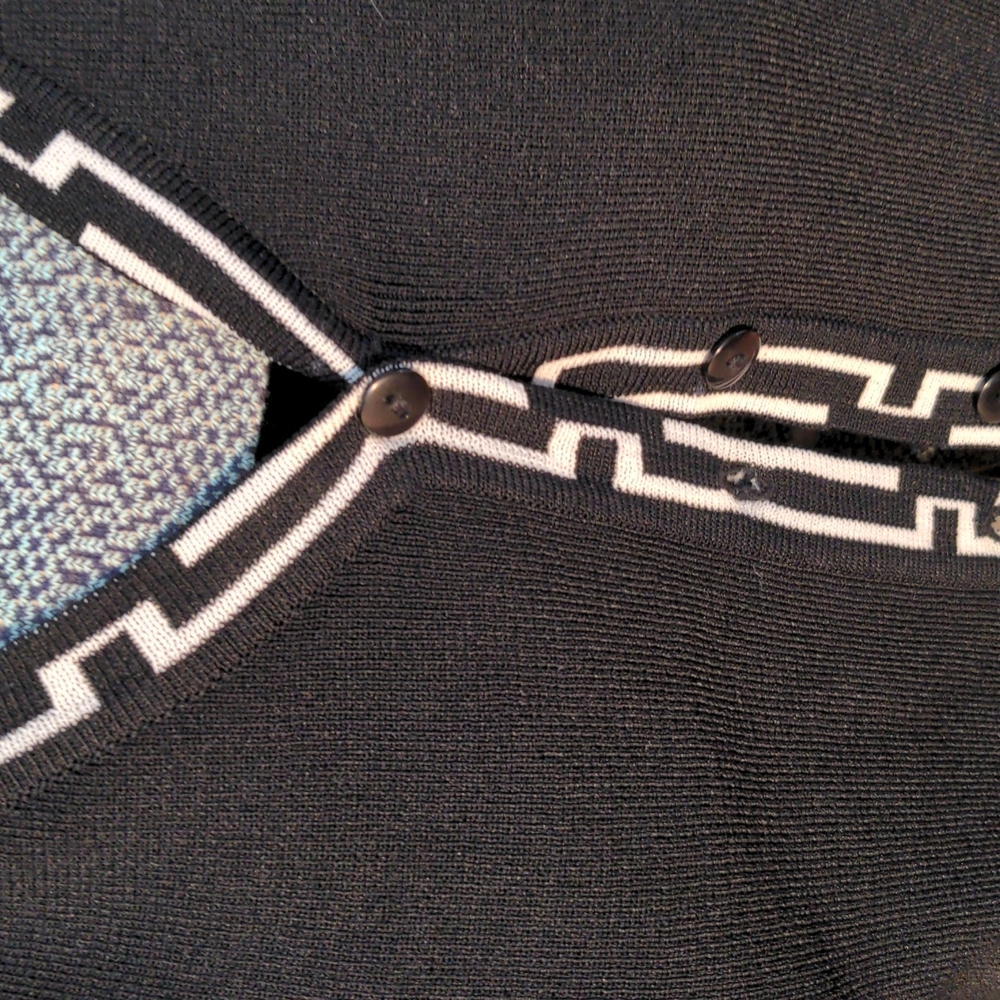 Cardigan - Picture 2 of 3